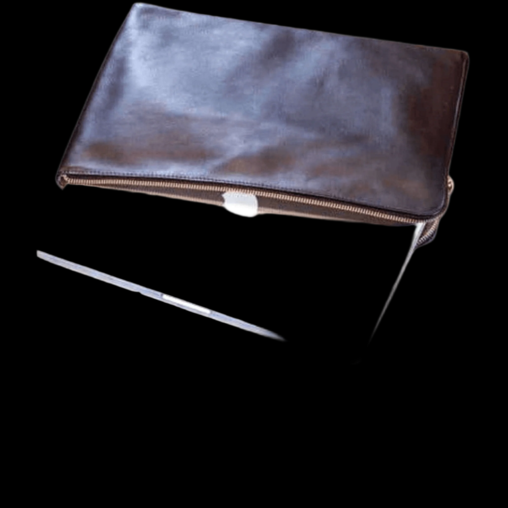 https://essentialgifting.com/products/laptop-zippered-leather-folio